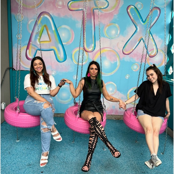 POSH N SIP CUSTOM TSHIRT 1PC MESSAGE FOR BUNDLES PFF POSH EVENT - Picture 11 of 13